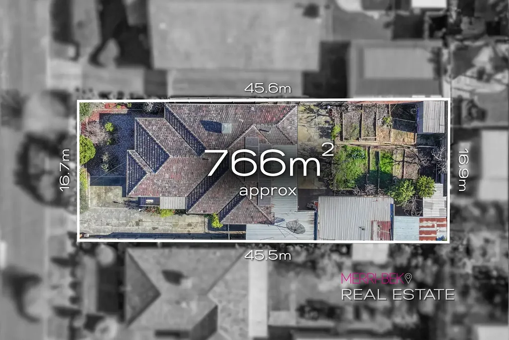 Reservoir 4房  Endless Possibilities on 766m² (Approx.) in Merrilands Estate