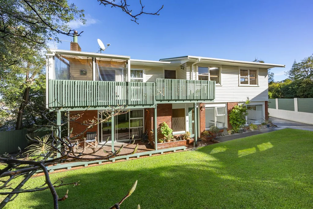 10 Hilling Street, Titirangi, Waitakere City, Auckland