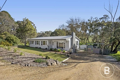 Ararat 4房 Large Block, Fresh Renovations, Great Location