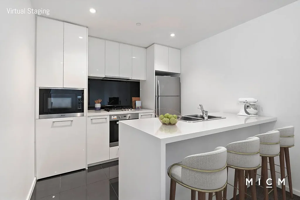 Melbourne 2 Bedroom Sunlit Indoor/Outdoor Retreat in the Heart of the City