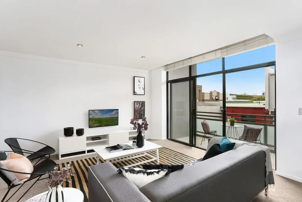 Stylish Apartment In Vibrant Harbourside Address