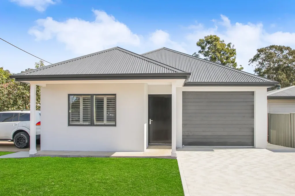 Beautifully Presented Home with Modern Finishes