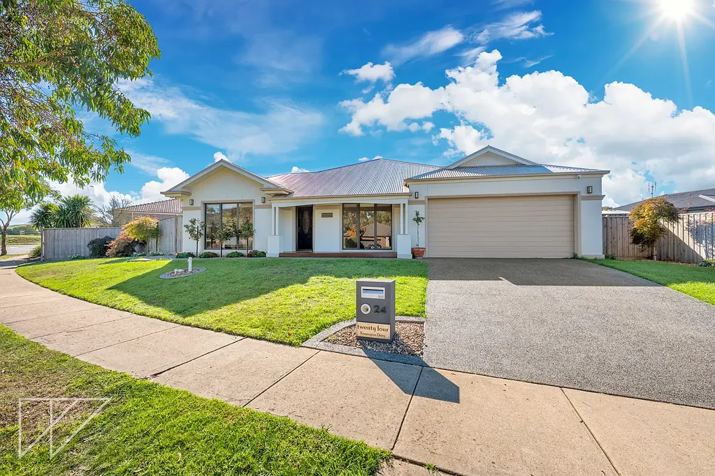 24 Kensington Drive, Warragul, VIC 3820