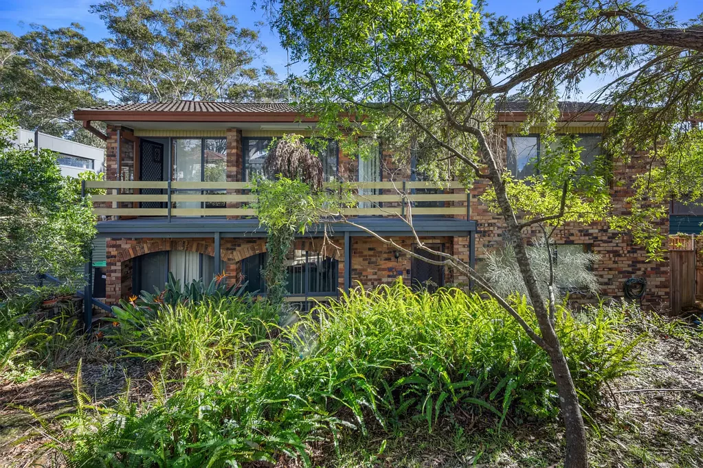1 Waterfall Road, Oatley, NSW 2223, 5 Bedrooms, 3 Bathrooms, House