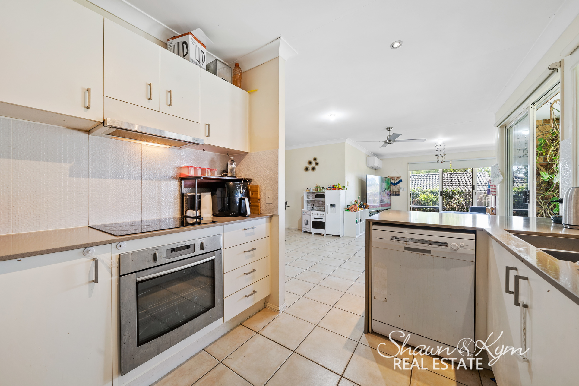 2 MICHAEL ST, WYNNUM WEST QLD 4178, 0房, 0浴, House