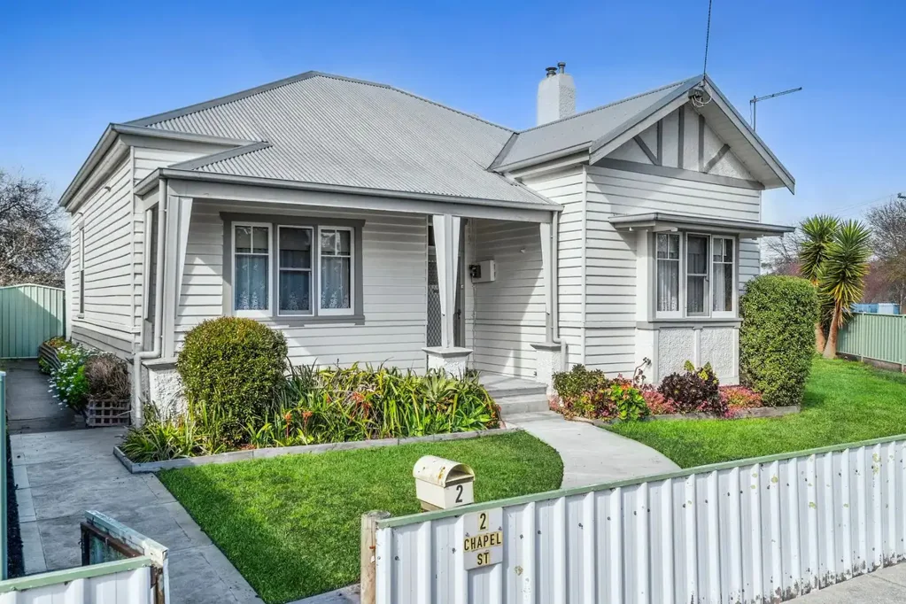 Colac 2ਬੈੱਡਰੂਮ CHARACTER HOME CLOSE TO GARDENS AND WALKING TRAILS