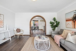 1/1 Carlson Drive, North Haven