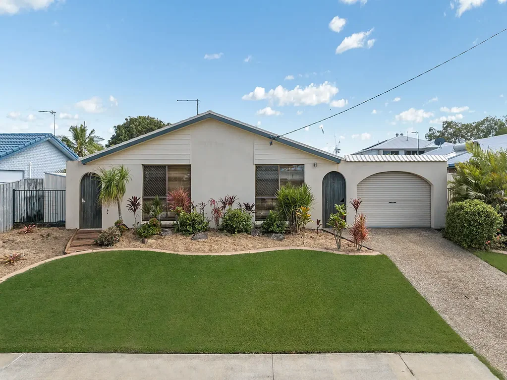 15 Nooree Street, Wurtulla, QLD 4575
