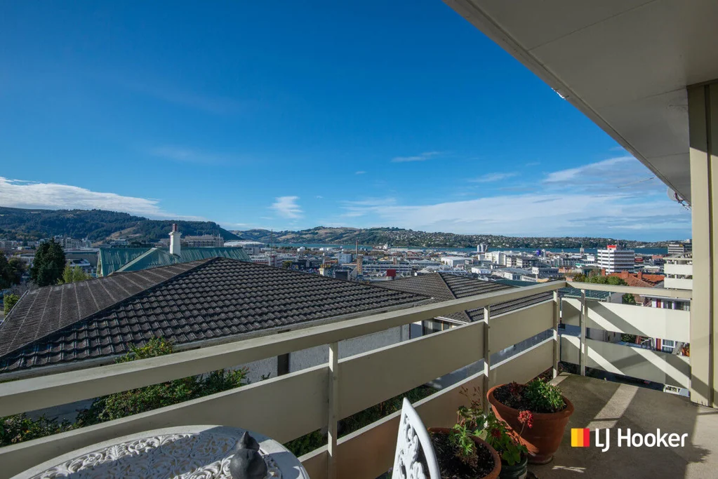 Fully furnished and a fantastic location!