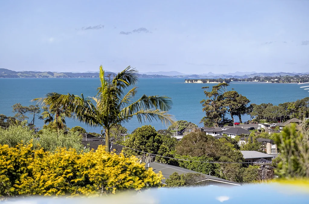 1/9 Colmar Road, Mellons Bay, Manukau City, Auckland