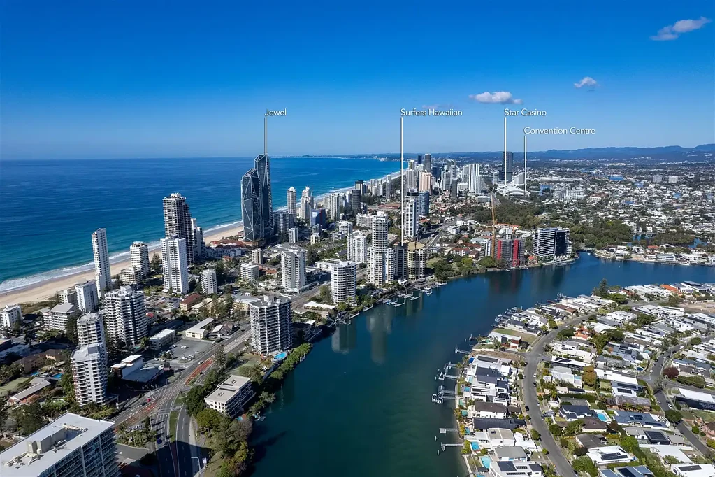 Live the Gold Coast dream in this stylish fully furnished apartment