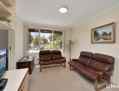 18 Hirschfeld Crescent, Macgregor, ACT 2615, 4 ਕਮਰੇ, 2 ਬਾਥਰੂਮ, House