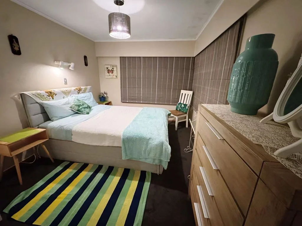 两间卧室寻合租伙伴或homestay