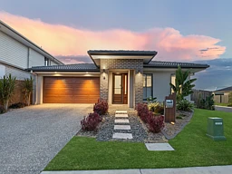 16 Australis Circuit, Greenbank