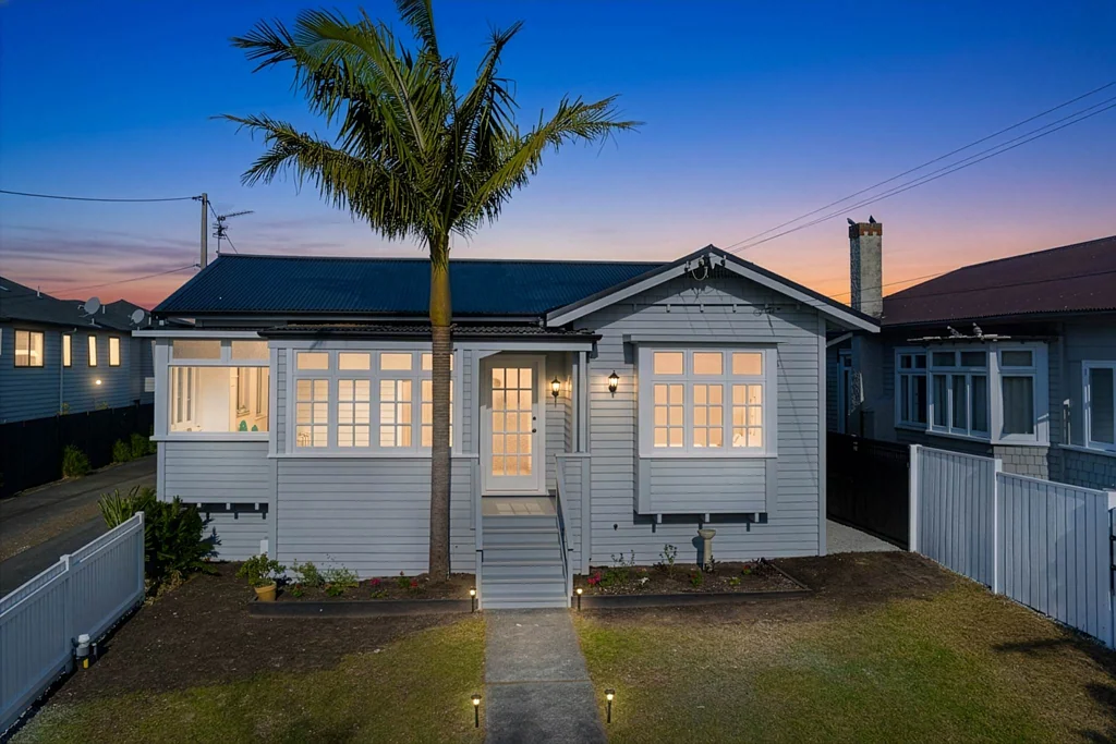 New Lynn 3 Bedroom Your Dream Home Awaits!