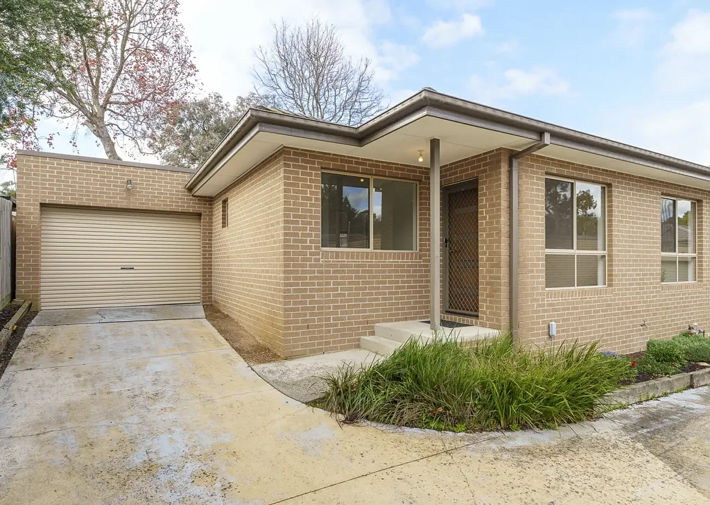 Mooroolbark 3房 寻找一份优雅... Find a Little Grace...