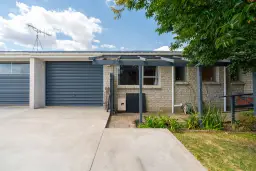 35B Pine Avenue, Bader