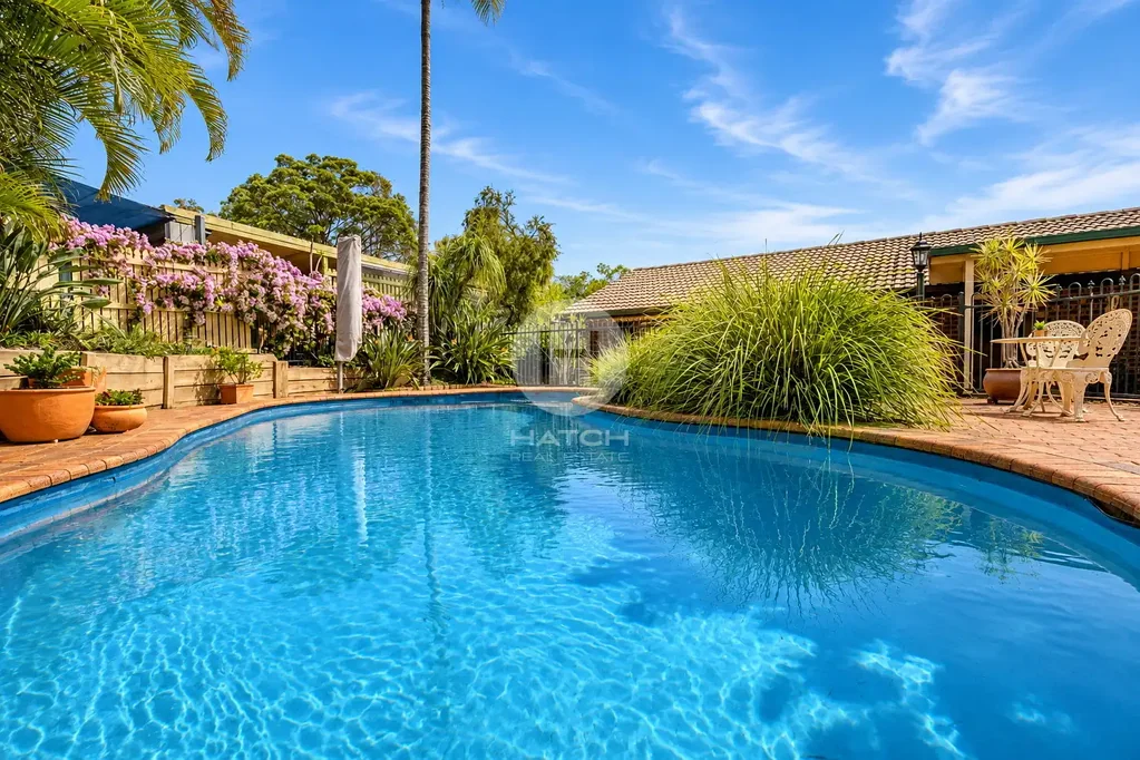 Family Comfort with Poolside Entertaining in Sunnybank Hills