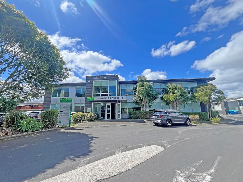Penrose RARE ROCKFIELD ROAD OFFICE OFFERING