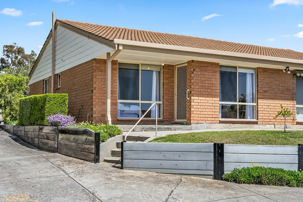 20/1 Lyric Street, Aberfoyle Park, SA 5159
