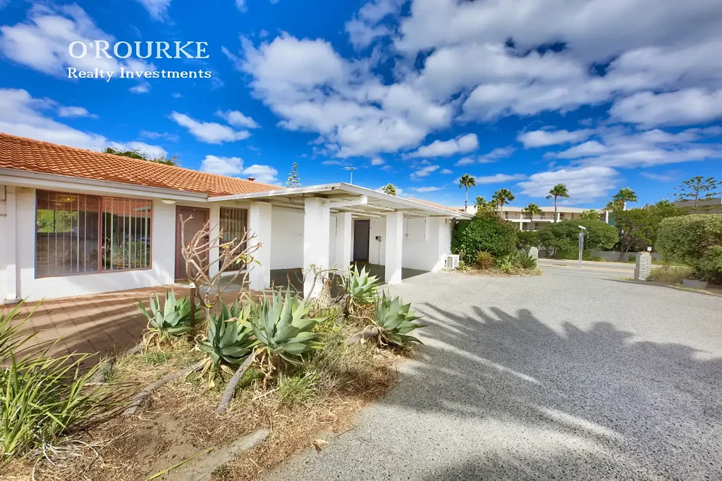 Fantastic beach side single storey villa