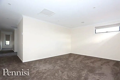 112 Deakin Street, Essendon, VIC 3040, 3 Bedrooms, 2 Bathrooms, Townhouse