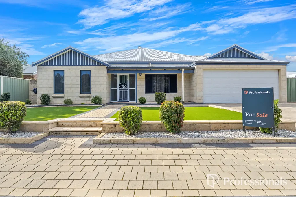 15 Carna Bay Road, Australind, WA 6233
