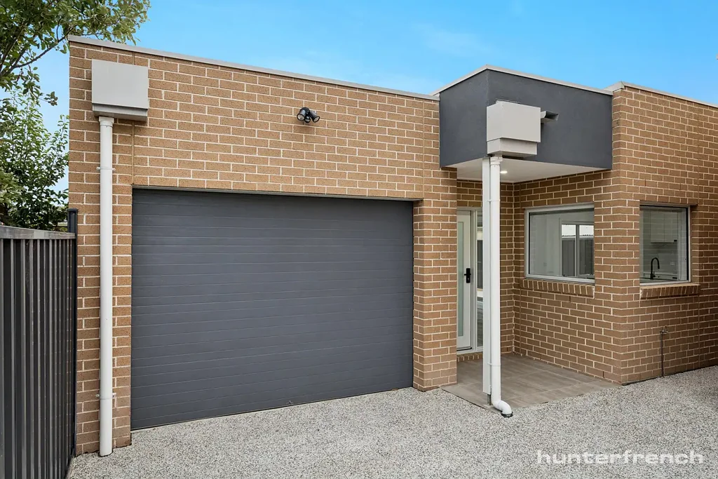 2/42 Bruce Street South, Altona Meadows, VIC 3028