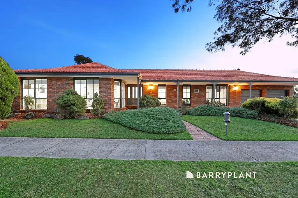 122 Dandelion Drive, Rowville, VIC 3178