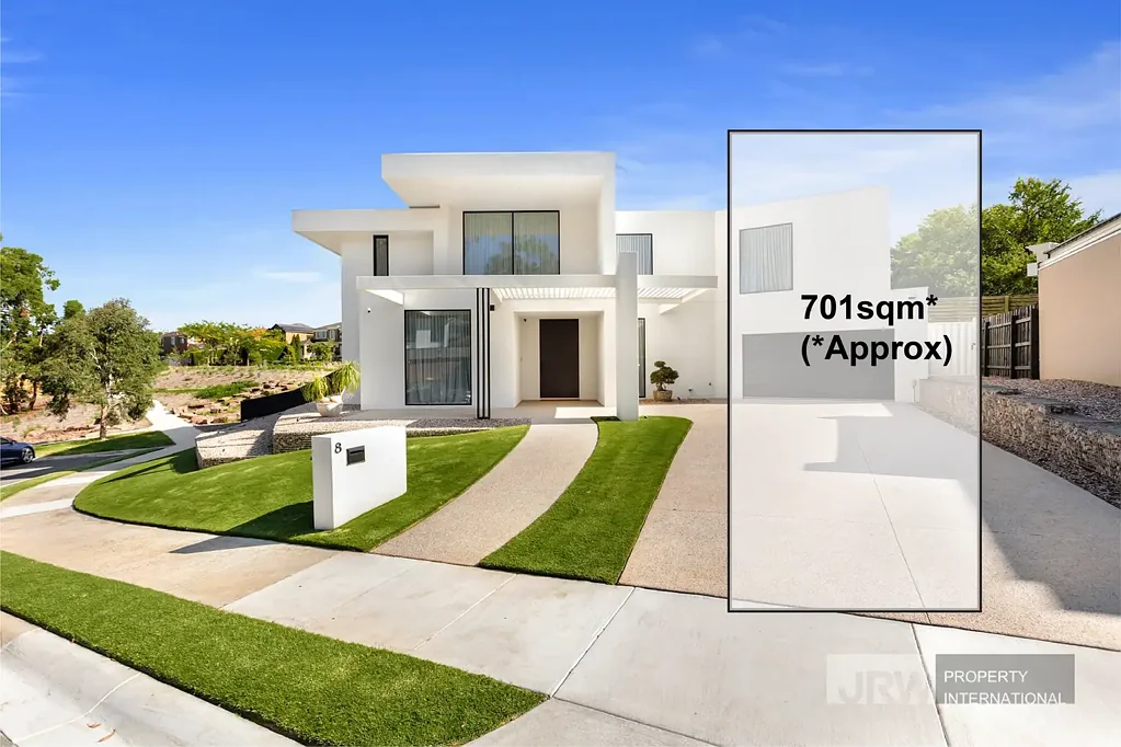 Glen Waverley 5 Bedroom Contemporary Elegance Redefined Architectural Brilliance in Central location and Glen Waverley High School Zone