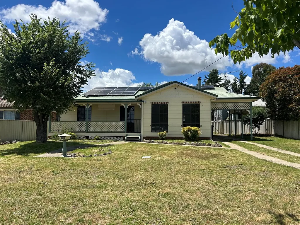 76 Queen Street, Uralla, NSW 2358