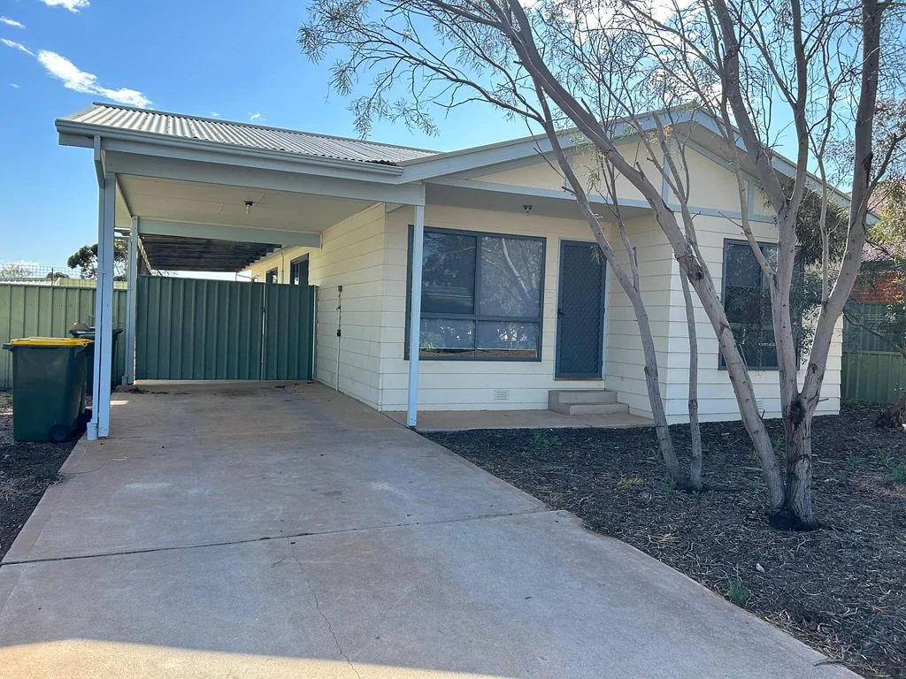 19C Maireana Circuit, Roxby Downs, SA 5725
