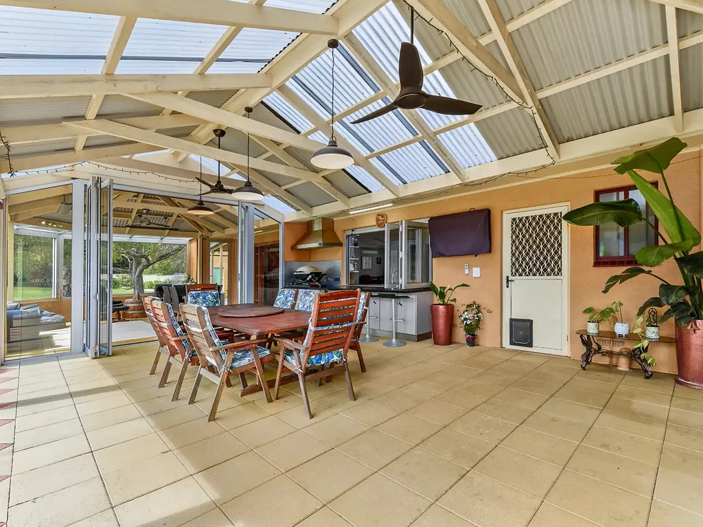 64 ACACIA DRIVE, Millicent, SA 5280