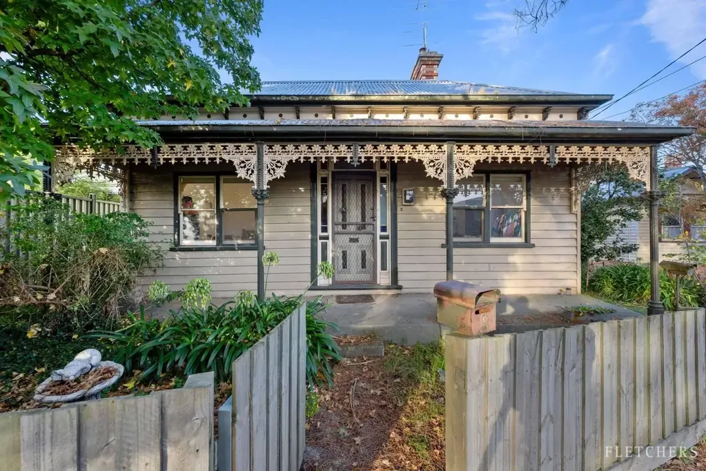 Ballarat Central 3房  Central Location & Outstanding Potential at an Affordable Price Point