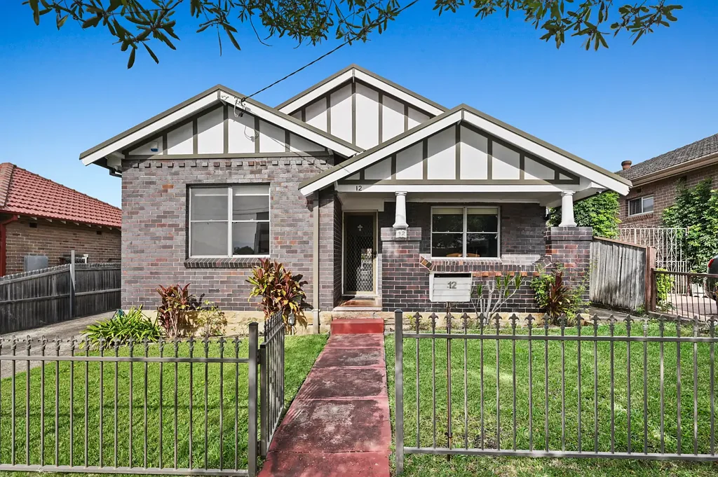 Concord 3chambre Immaculate Classic Californian Bungalow | Endless Potential awaits you | Superb Location