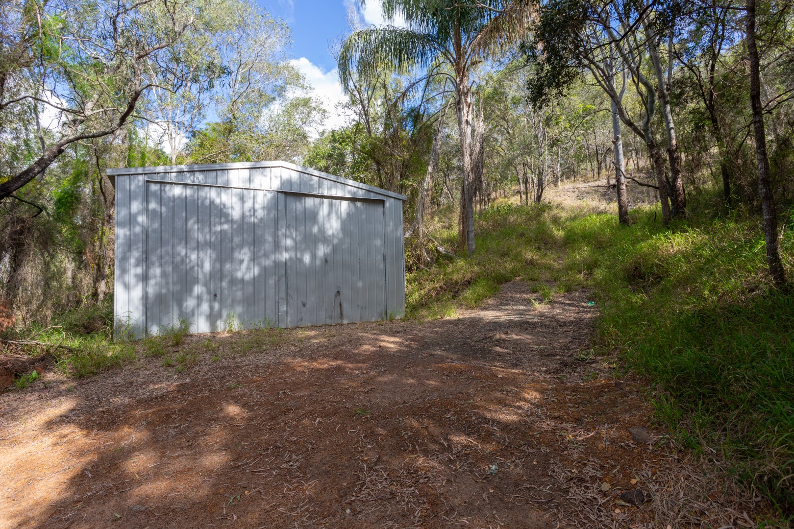 892 PINE MOUNTAIN RD, PINE MOUNTAIN QLD 4306, 0 habitaciones, 0 baños, House