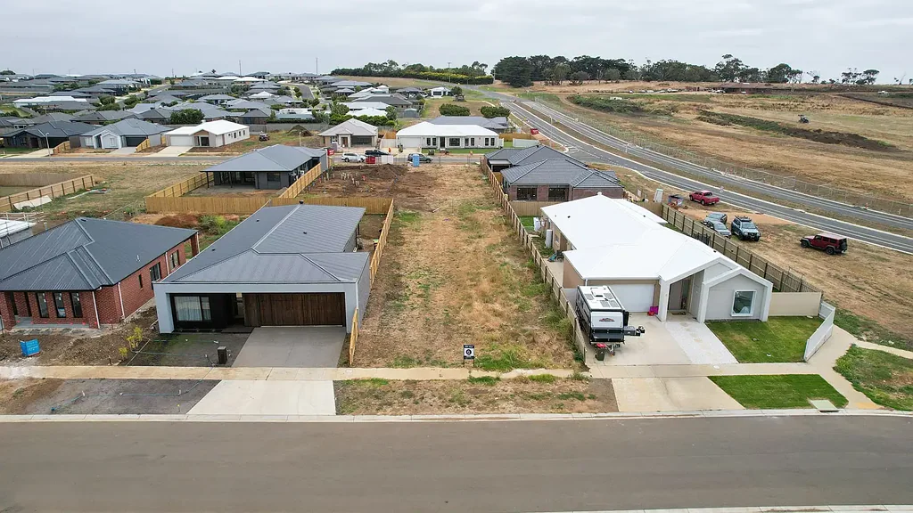 4 Holder St, Warrnambool, VIC 3280