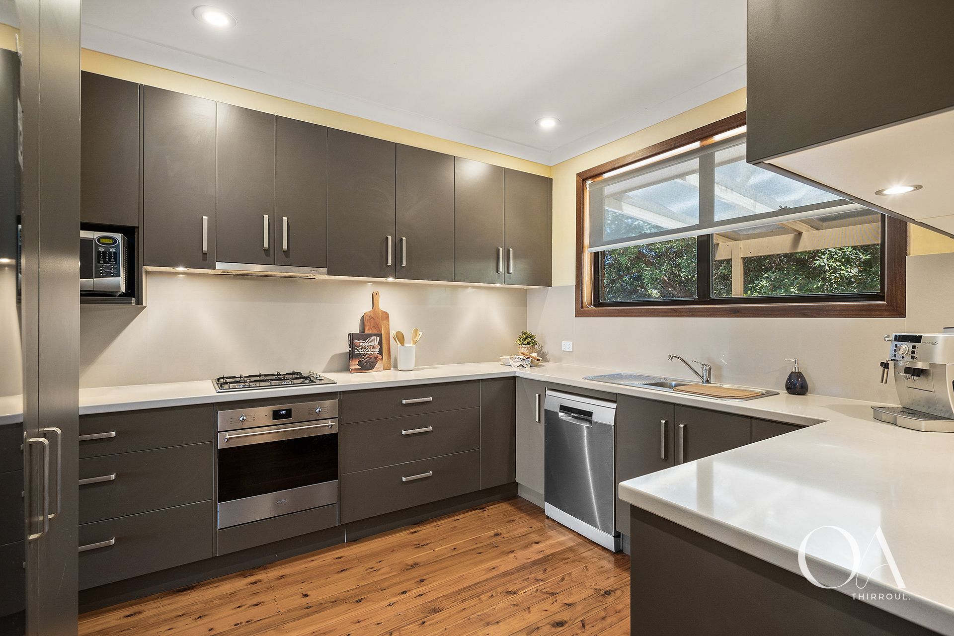 16 ARUNTA DR, THIRROUL NSW 2515, 0 Bedrooms, 0 Bathrooms, House