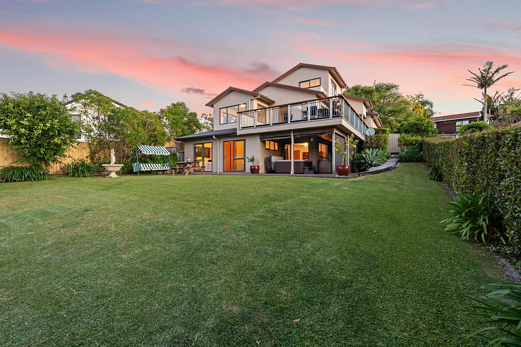 19 D'Urville Place, Gulf Harbour, Rodney, Auckland