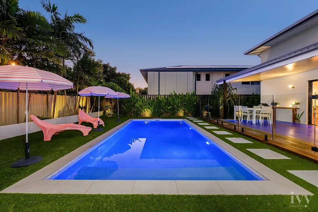 26 Scoter Avenue, Paradise Point, QLD 4216