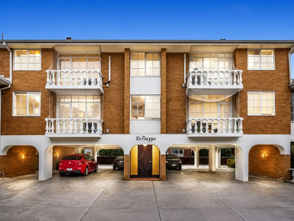 Spacious, Light-Filled Two-Bedroom Apartment in the Heart of Elsternwick