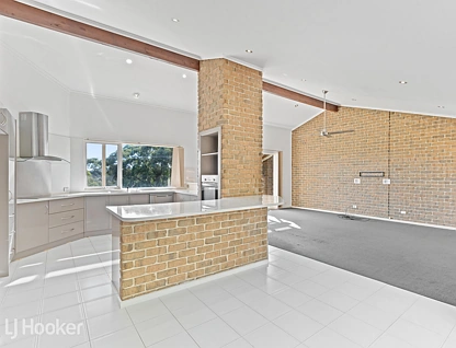 50 Broadmeadow Drive, Flagstaff Hill, Southern Adelaide, 3 Bedrooms, 2 Bathrooms, House