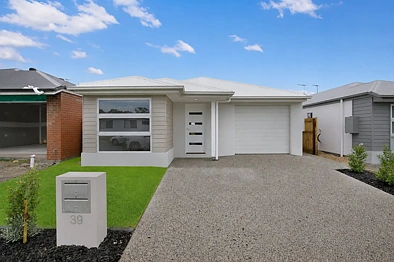 39 Bisschop Street, Deception Bay, QLD 4508, 3房, 3浴, Apartment