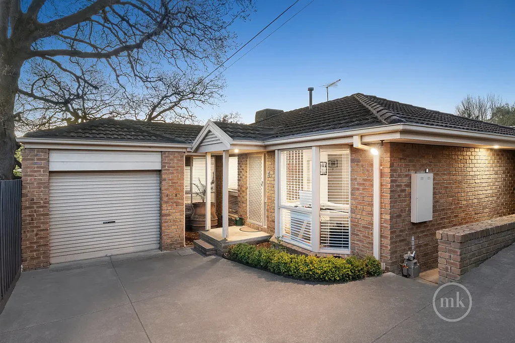 Heidelberg 3 Bedroom Stylish, Spacious Single Level Living A Stroll From Parklands
