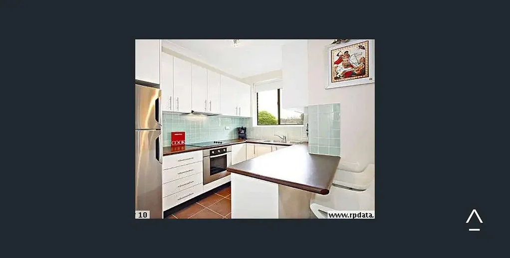 Modern Two-Bedroom Apartment with Parking in Convenient Location
