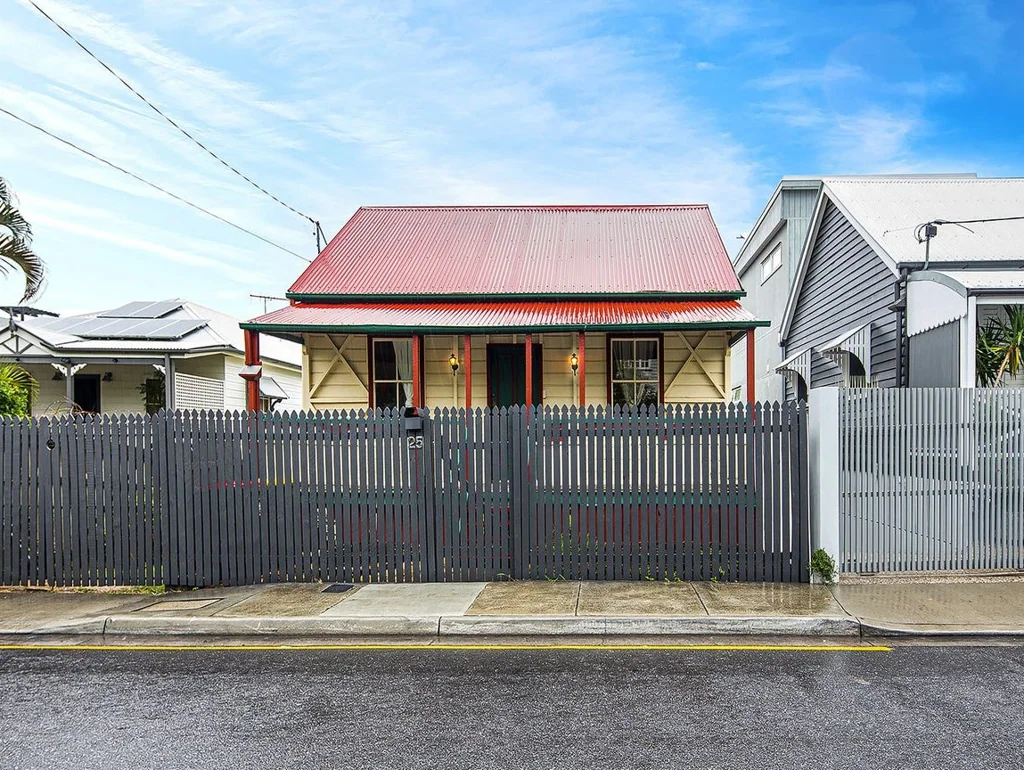 25 Ellen, Albion, QLD 4010, 2 Bedrooms, 1 Bathrooms, House