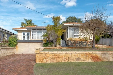 Ascot 3 Bedroom IMMACULATE 3x1 HOME ON 1,083 SQM