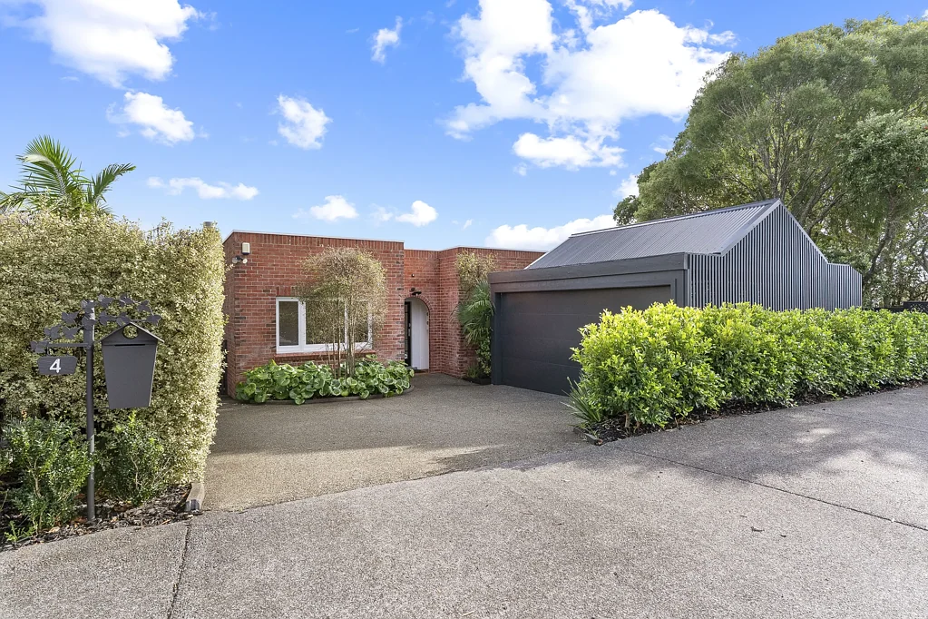 Remuera 3कमरा Clearance Sale. Offers closing 2pm Monday the 19th