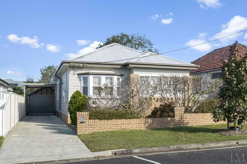 New Lambton 2chambre Character, Comfort & Convenience in an Unbeatable Location
