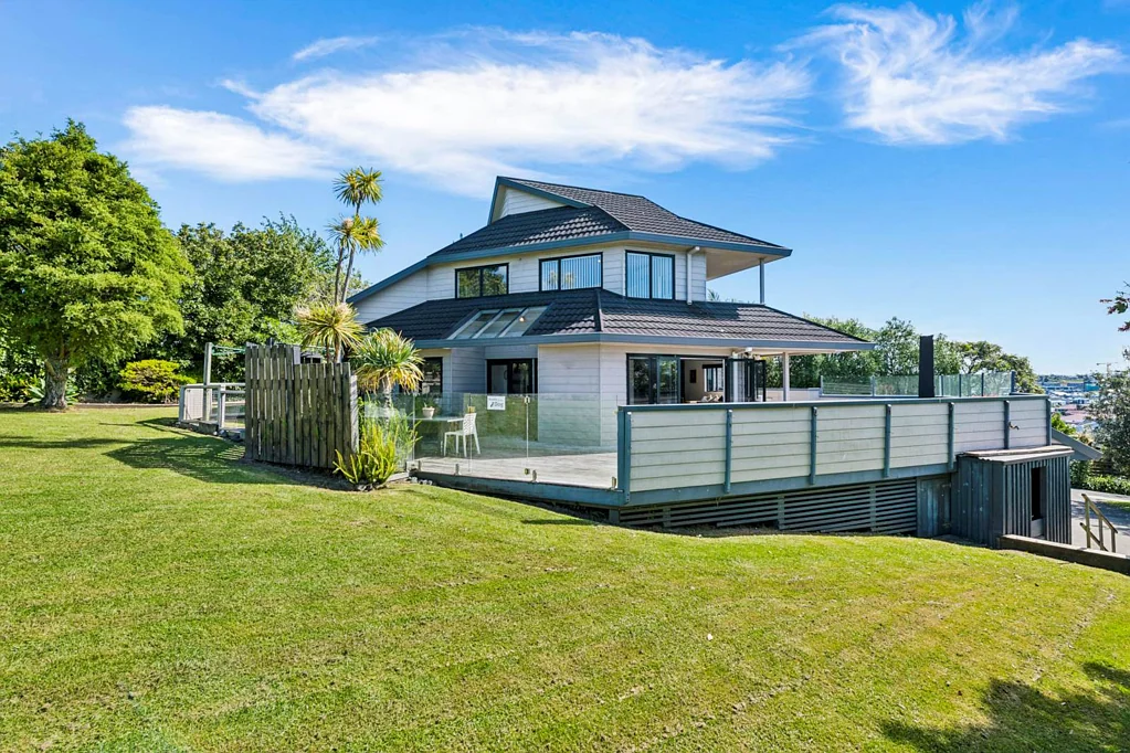 30 Royalty Rise, Red Beach, Rodney, Auckland